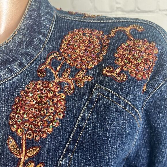 24 Karat Vintage Y2K Boho Embroidered & beaded Denim Jacket Distressed XL - Picture 3 of 10